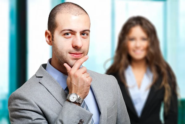 Sorridenti uomini d'affari — Foto Stock