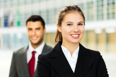 Gülümseyen iş adamları