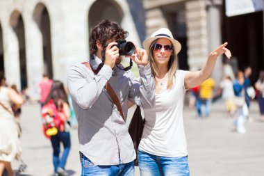 Turistler fotoğraf çekimi