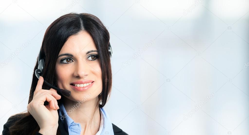 Woman using an headset