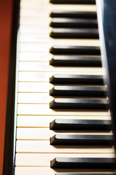 Nahaufnahme des modernen Klaviers — Stockfoto