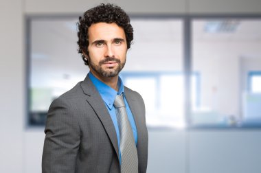 Kendine güvenen erkek Yöneticisi