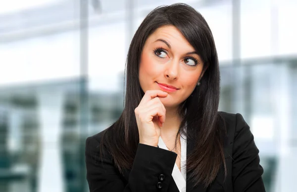 Confident young businesswoman — Stock Photo, Image