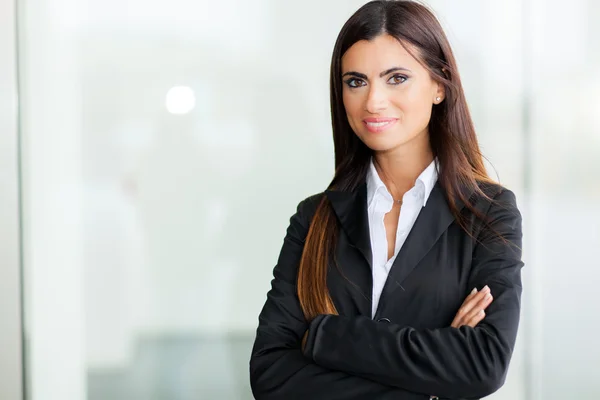 Jovencita sonriente — Foto de Stock