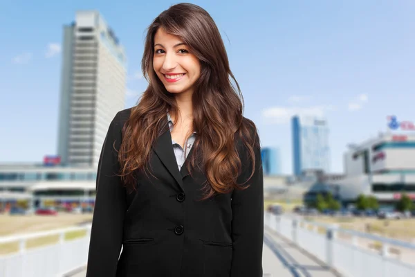Sonriente mujer de negocios al aire libre —  Fotos de Stock