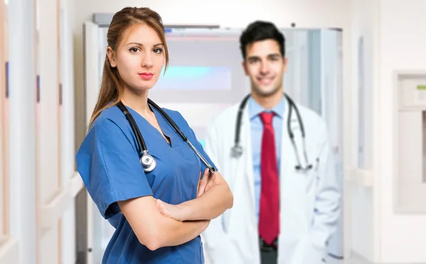 Equipe medica in ospedale — Foto Stock