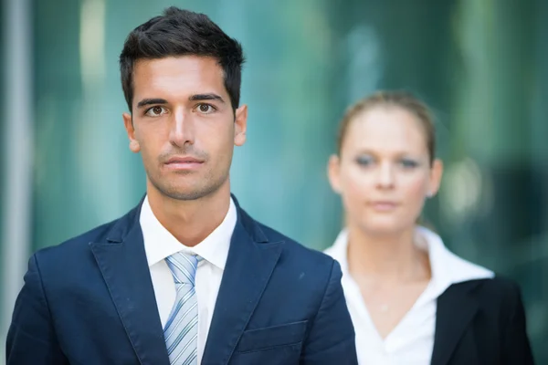 Junge Geschäftsleute — Stockfoto