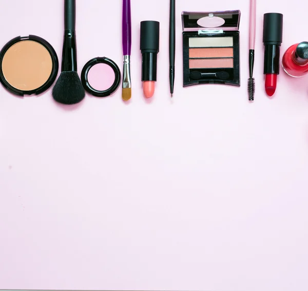 Make-up Produkte und Werkzeuge — Stockfoto