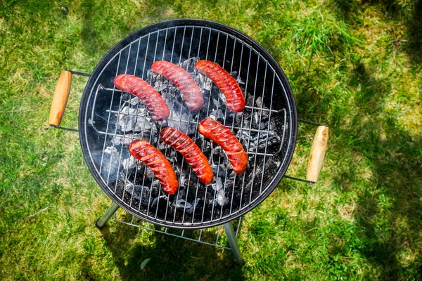 Salchichas picantes con romero a la parrilla — Foto de Stock