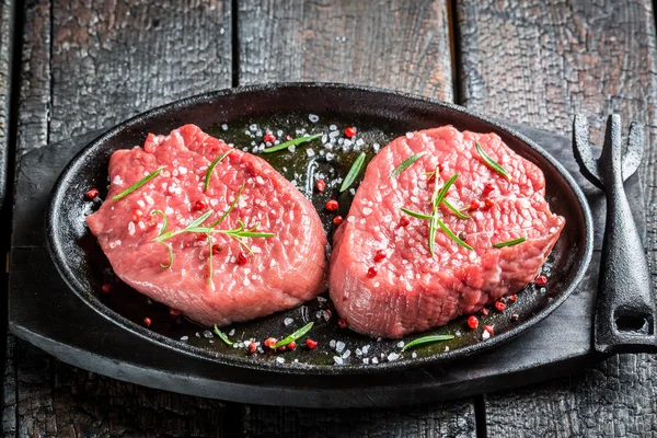 Carne asada con hierbas — Foto de Stock