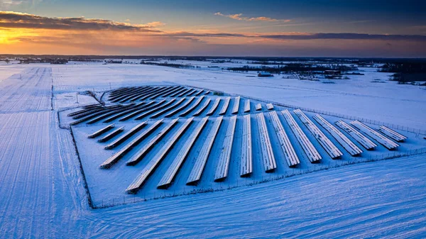 Granja Fotovoltaica Congelada Invierno Vista Aérea Polonia — Foto de Stock