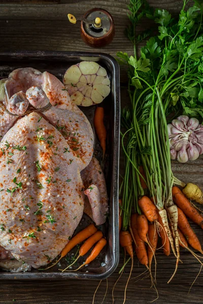 Roasted Whole Chicken Herbs Ingredients Roasted Chicken Thyme Vegetables — Stock Photo, Image