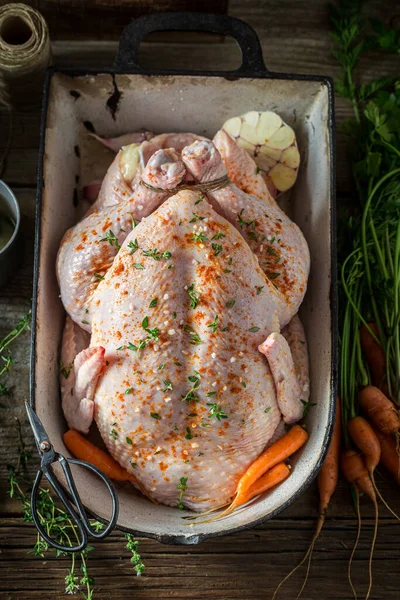 Ingredients Roasted Homemade Chicken Thyme Vegetables Roasted Whole Chicken Herbs — Stock Photo, Image