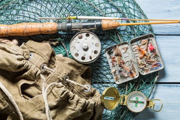 Aparejos Pesca Retro Con Moscas Cañas Preparación Pesca Antiguo Pescador — Foto de Stock