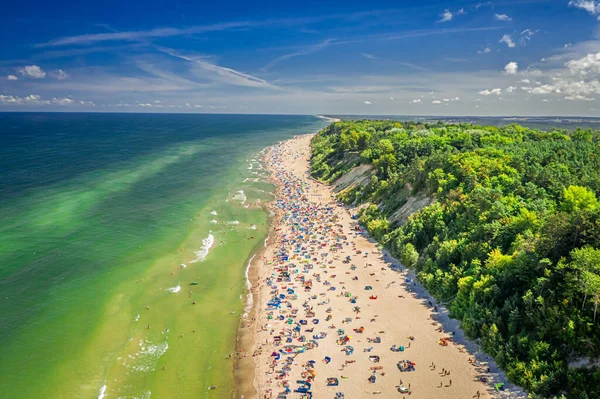 Playa Abarrotada Mar Báltico Turismo Polonia Por Mar Vista Aérea — Foto de Stock