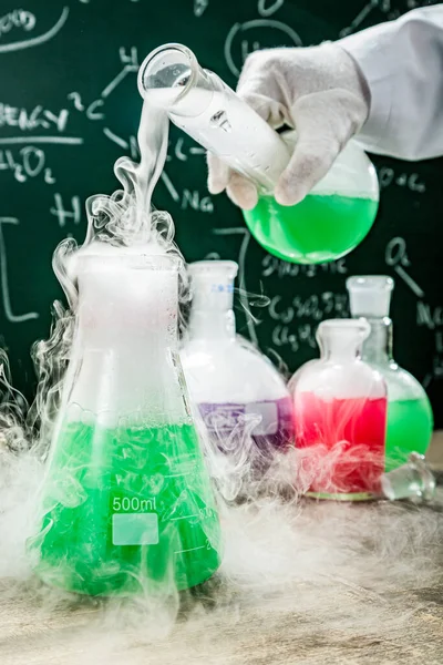 Testing New Chemical Reactions University Lab Practical Chemistry Classes — Fotografia de Stock