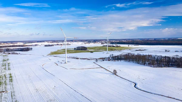 Снежное Поле Ветряная Турбина Зимой Вид Воздуха Природу Польше — стоковое фото