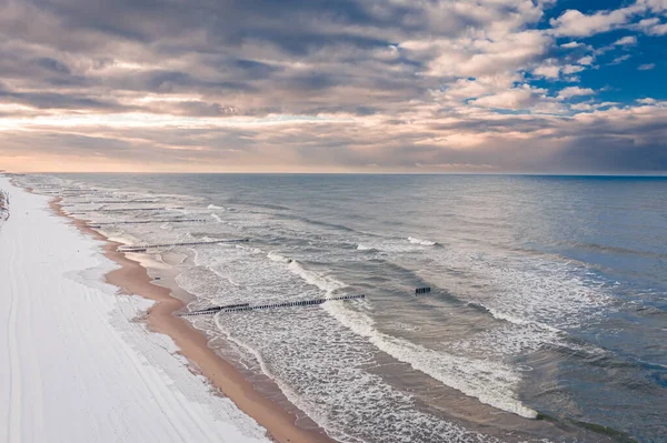Снежное Балтийское Море Польше Европе Полуостров Хель Зимой — стоковое фото