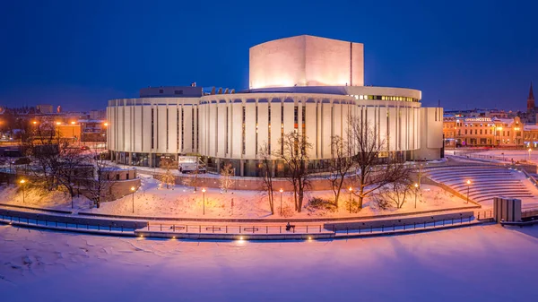 Kışın Alacakaranlıkta Bydgoszcz Opera Kışın Polonya Nın Havadan Görünüşü — Stok fotoğraf