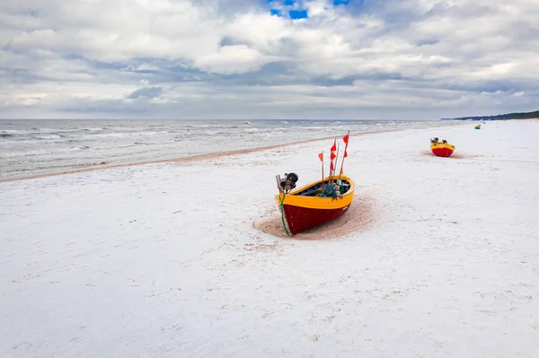 Snowy Strand Vissersboot Winter Oostzee Luchtfoto Van Natuur Polen — Stockfoto