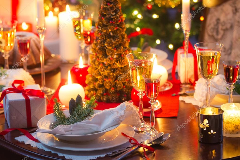 Noche buena navidad fotos de stock, imágenes de Noche buena navidad sin royalties | Depositphotos Noche buena navidad fotos de stock, imágenes de Noche buena navidad sin royalties | Depositphotos