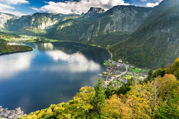 View of Hallstatt at sunset from the top — Stock Photo, Image