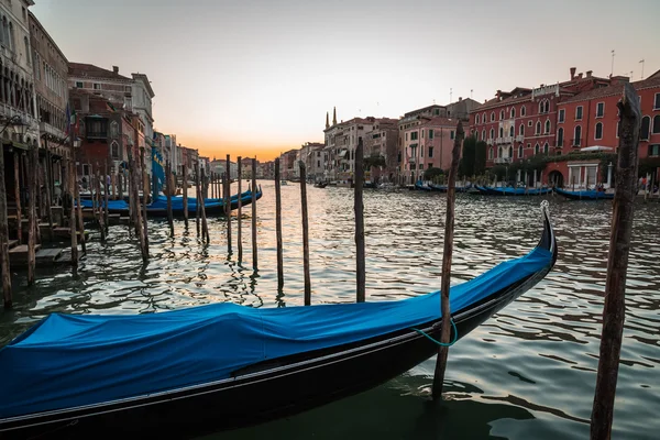 Soluppgång i Venedig vid Canal Grande — Stockfoto