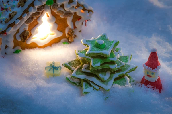 Small gingerbread village built from sweetness — Stock Photo, Image