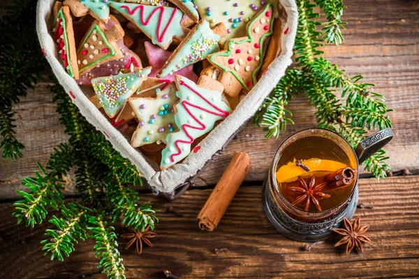 Warming Christmas sweet tea — Stock Photo, Image