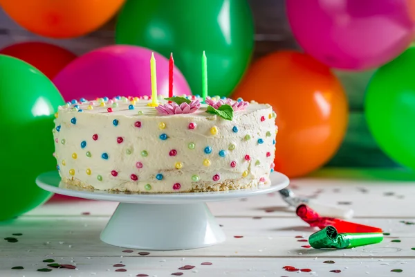 Enjoy your birthday cake in party — Stock Photo, Image