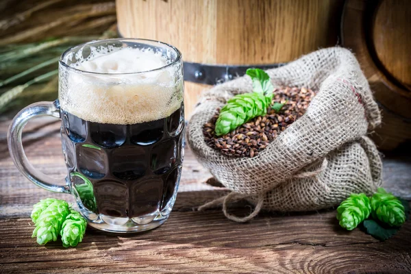 Dark beer made of malt caramel — Stock Photo, Image