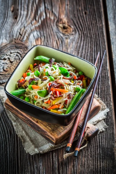 麺と野菜 — ストック写真