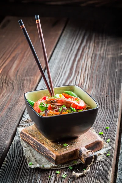 중국어는 새우와 야채를 혼합 — 스톡 사진