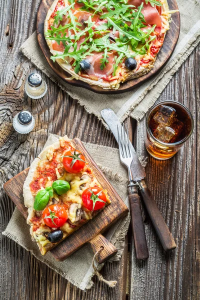 Closeup of sprinkling flour pizza dough — Stock Photo, Image