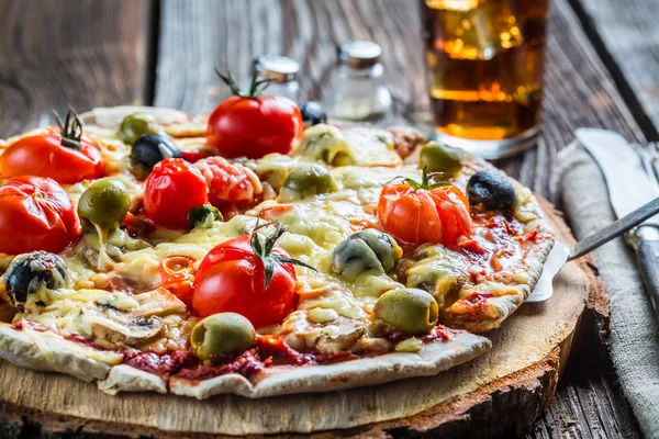 Preparing homemade pizza dough — Stock Photo, Image