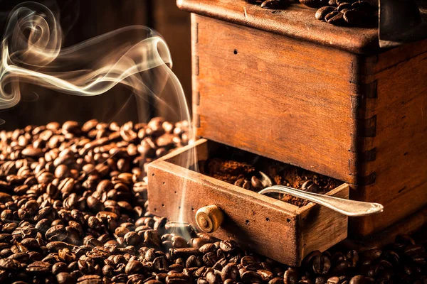 Profumo di chicchi di caffè tostati — Foto Stock