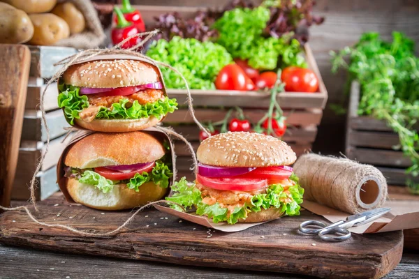 Fresh takeaway hamburger — Stock Photo, Image