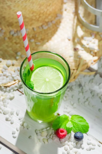 Sweet smoothie with fresh fruits — Stock Photo, Image