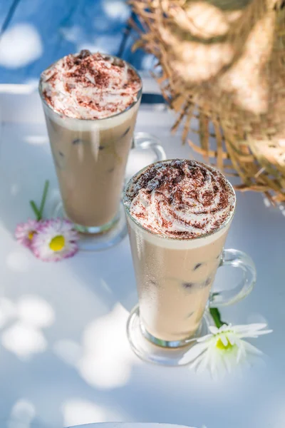 Delicious latte with whipped cream — Φωτογραφία Αρχείου