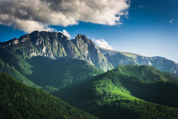 Pôr do sol nas montanhas Tatra no verão — Fotografia de Stock