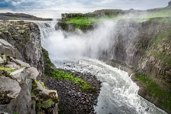 Splendida cascata Dettifoss in Islanda — Foto Stock