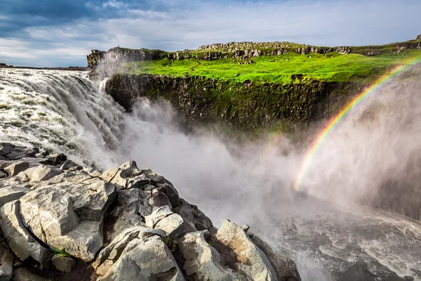 Nádherný vodopád Dettifoss na Islandu — Stock fotografie