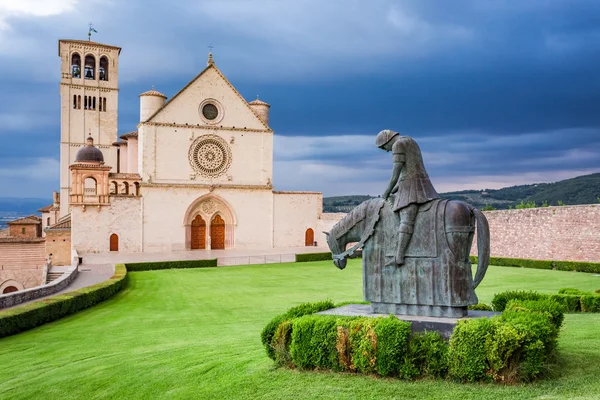 Wonderful basilica in Assisi, Umbria, Italy — Stock Photo, Image