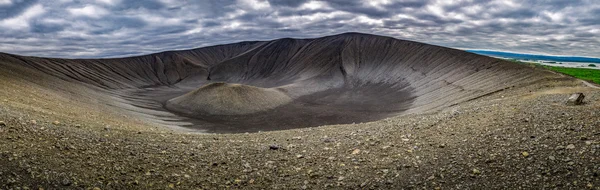 Panorama av vulkankraterdimmu borgir på Island – stockfoto