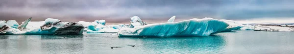 Panorama de la bahía de hielo en Islandia — Foto de Stock