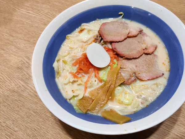 Paitanmen Sopa Branca Ramen Japonês Com Carne Porco Ovo Cebolinha — Fotografia de Stock