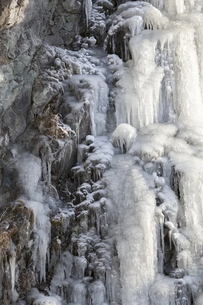 Chute de glace dans la lumière du matin — Photo