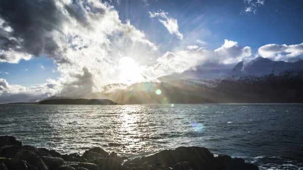 Strahlende Sonne — Stockfoto