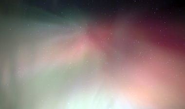 Kırmızı ile koronal Aurora