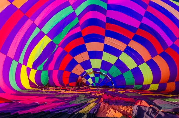 Léggömb, belseje egy hőlégballon, hogy a felfújt — Stock Fotó